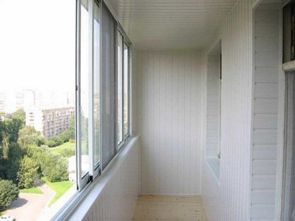Внутренняя отделка балконов и лоджий: дизайн своими руками